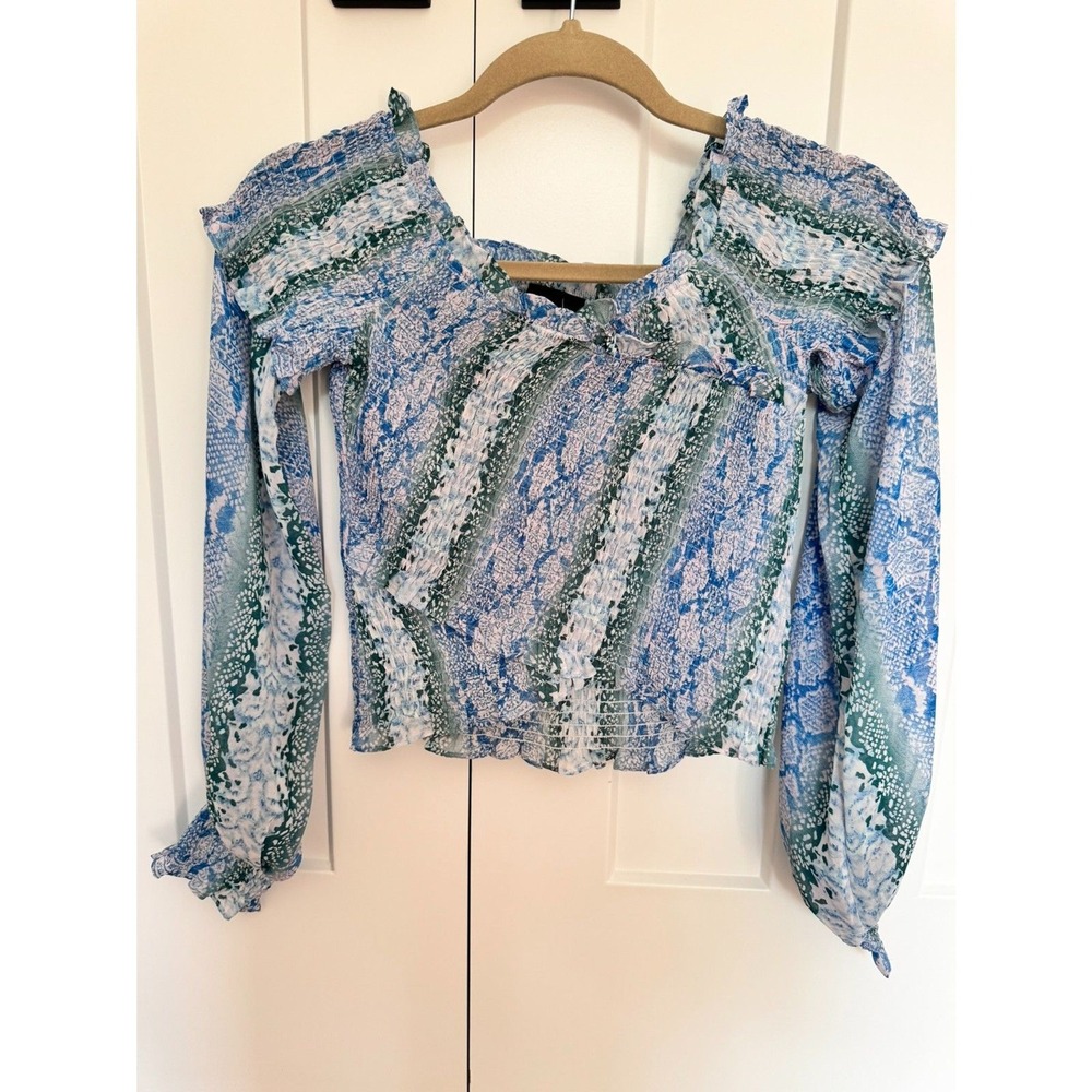 Lucy‎ Paris Long Puffy Sleeve Size XS